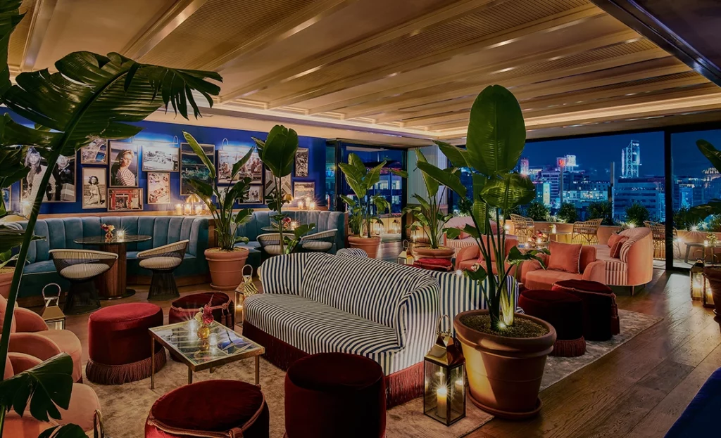 46-h-210823_thompson_la13146(2)copy