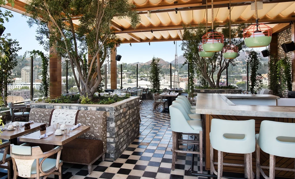 49-dream_hotel_highlightgrill_0858copy