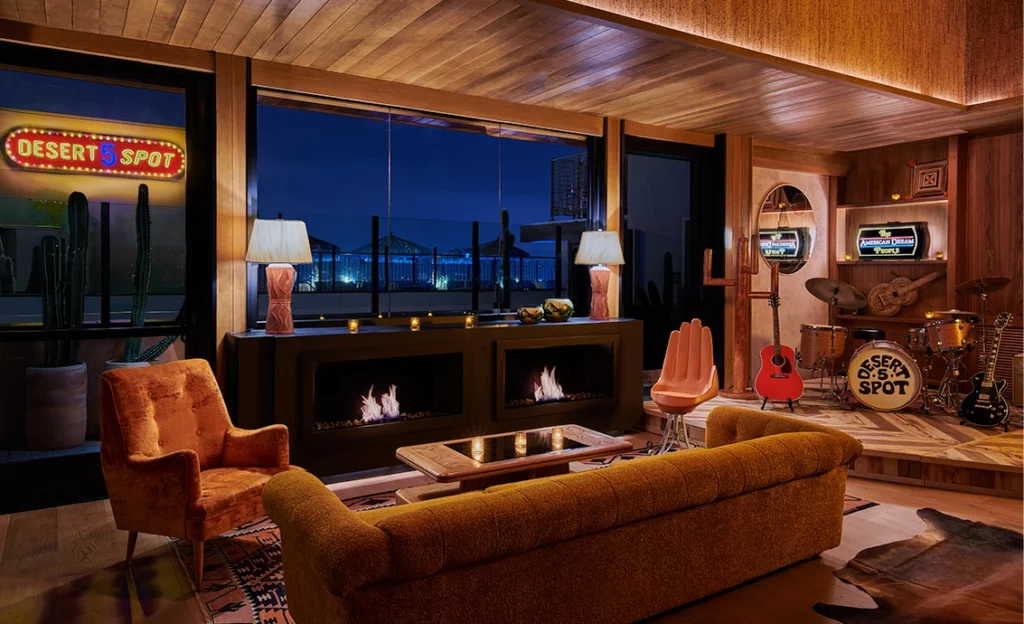 8-h-laxte_desert5spot-fireplace-seating-nightcopy